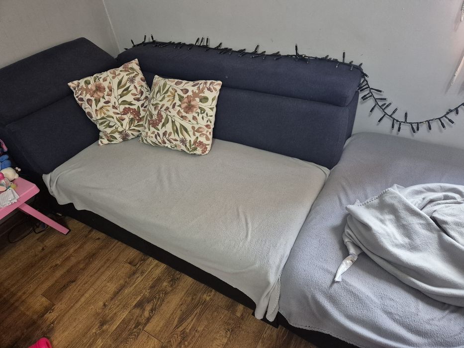 Разтегателен диван