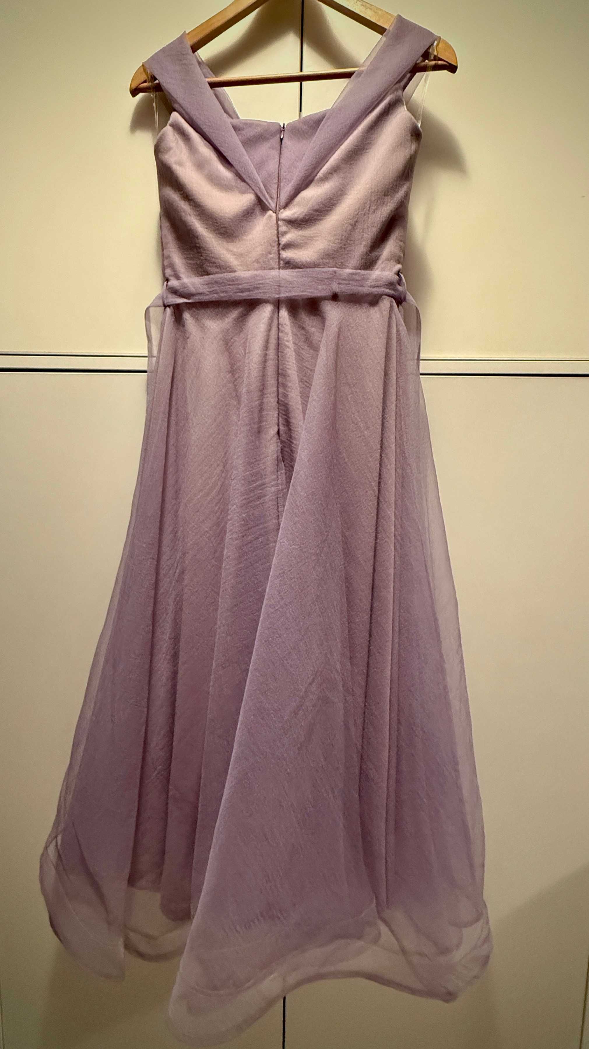 Vând rochie de seară din organza, NOUĂ, cu etichetă, mărimea S