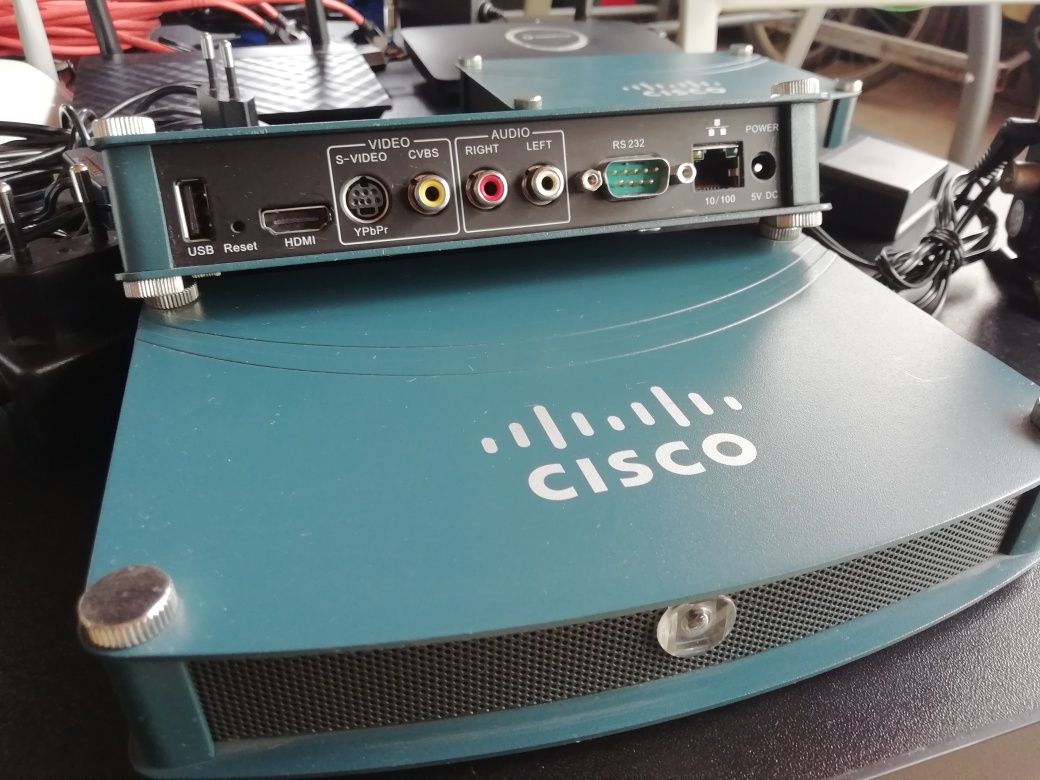 Router wireless ,Cisco player