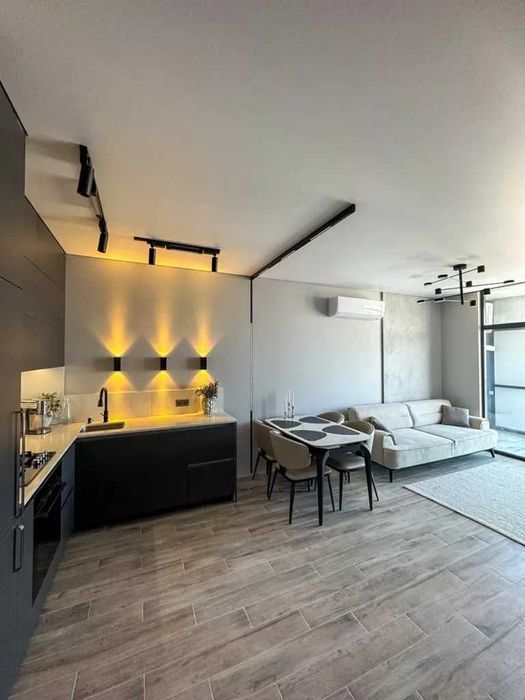 Ремонти на къщи до ключ във Варна и района