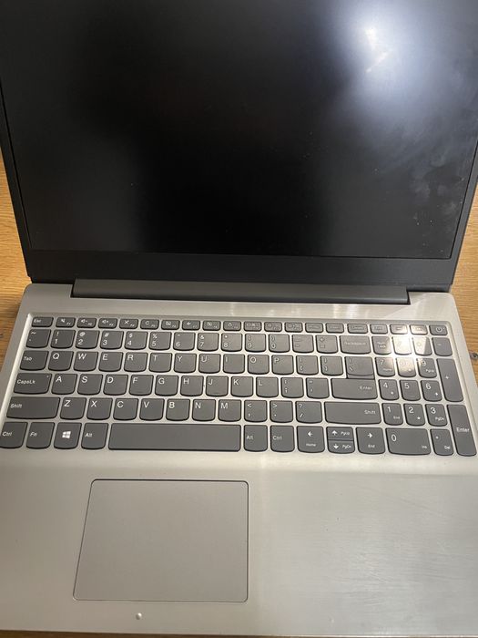 Lenovo s145-15iwl i3 8gb ram 256ssd