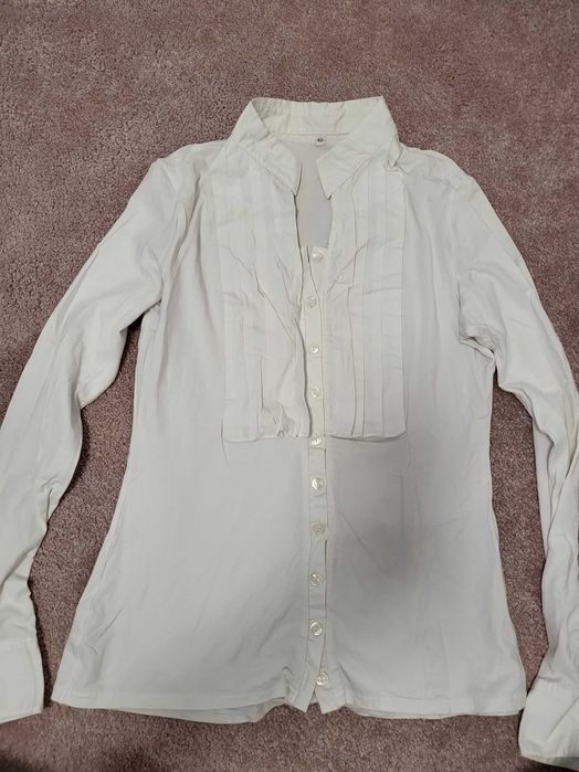 Разпродажба блузи, тениски, потници