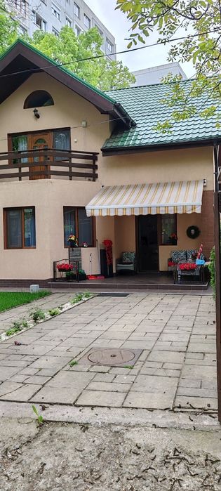 Vind casa in Iași, cartier Tatarasi constructie 2010.