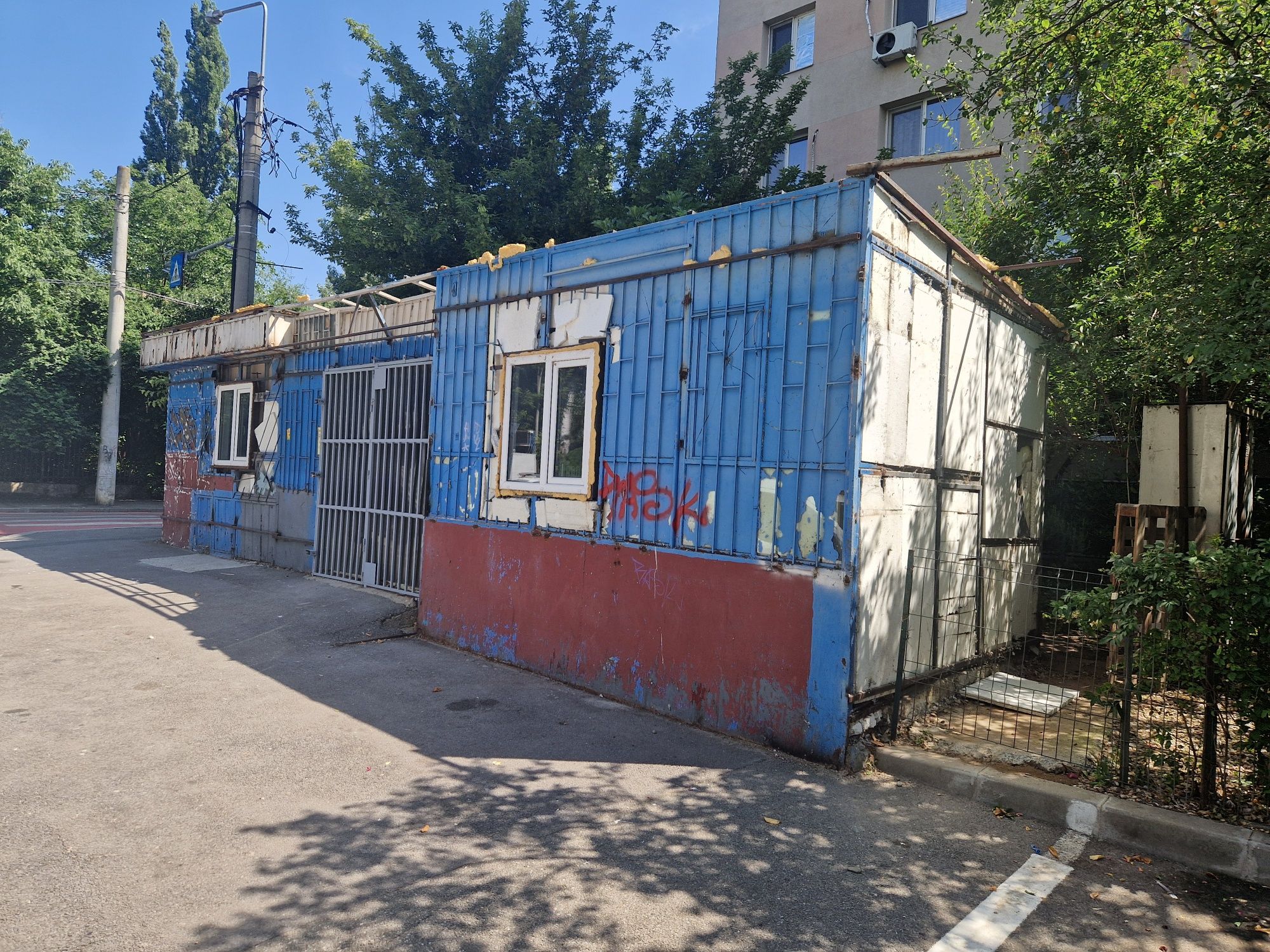 Vand chiosc  din fier