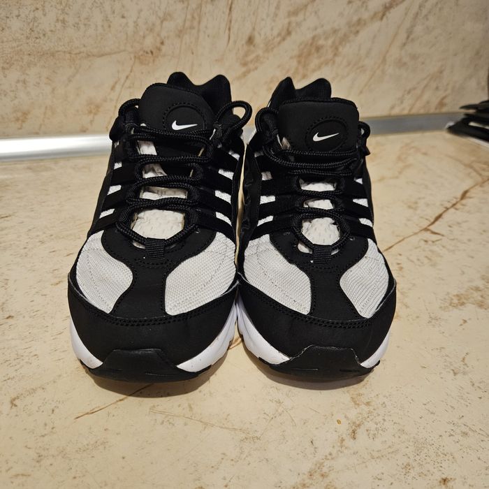 Маратонки   Nike