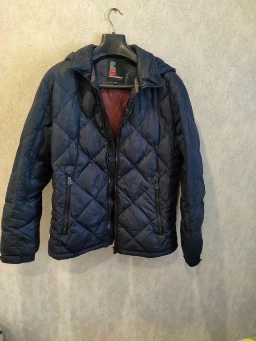 Продам мужские куртки