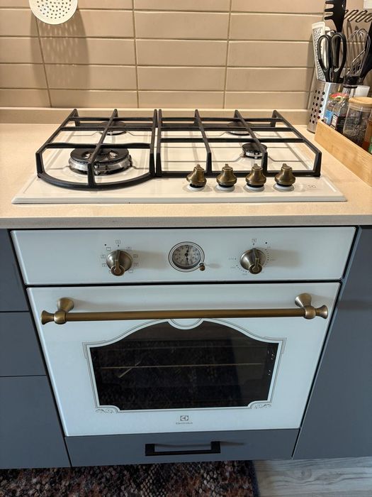 Cuptor electric SurroundCook A 72 litri crem
