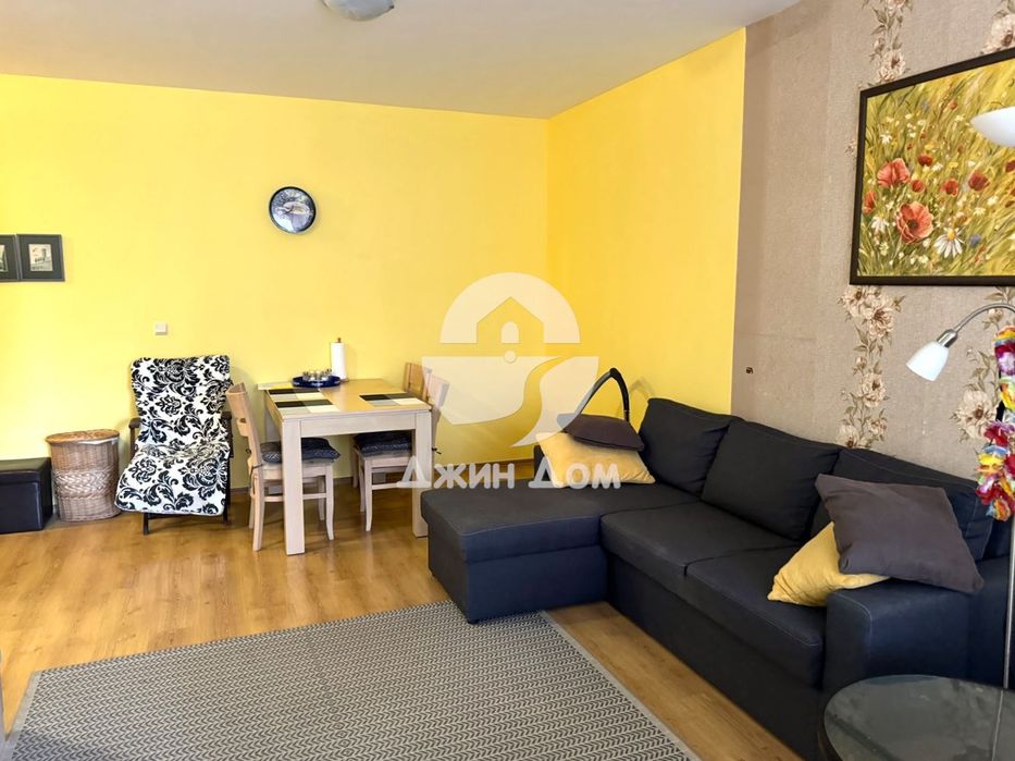 Продава се Двустаен апартамент в к.к. Слънчев бряг - 72 кв.м за 903 €/кв.м - Снимка #1