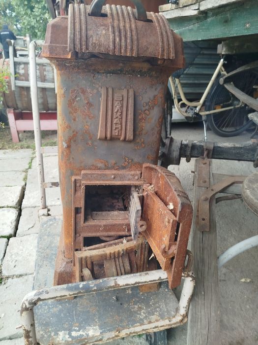 Стара печка на дърва