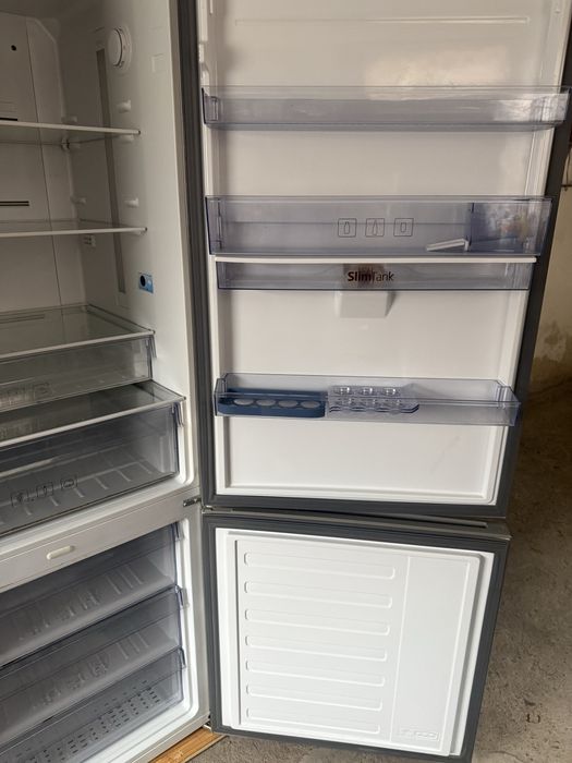 Frigider Beko folosit putin timp