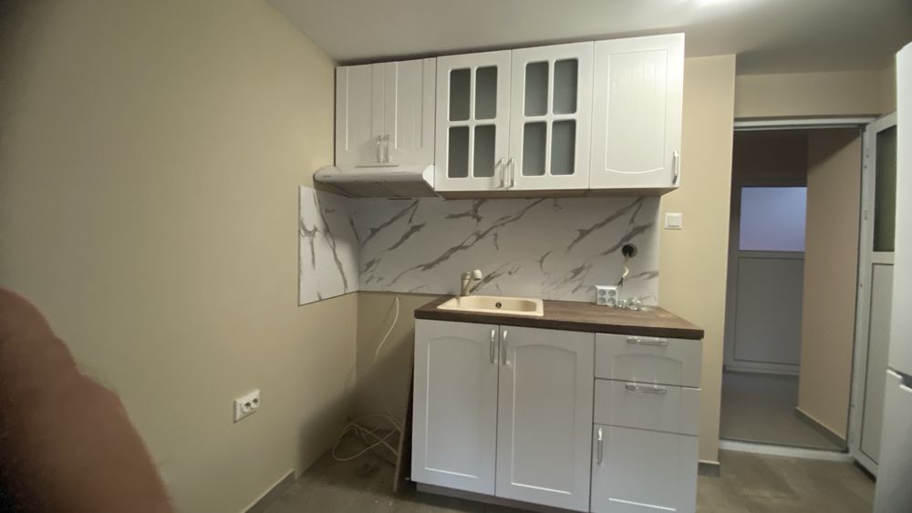 Сглобяване на мебели и индивидуални проект