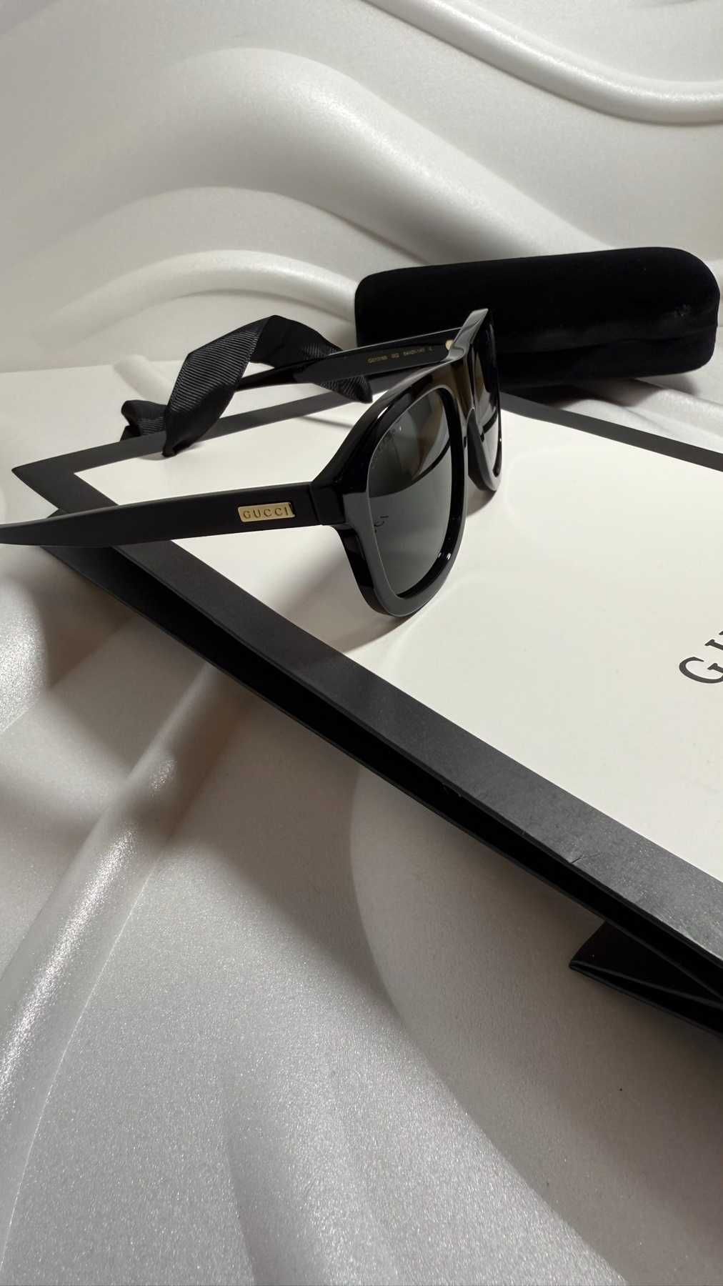 Унисекс слънчеви очила Gucci