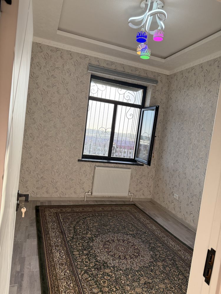 Arenda Beltepa Yangi toshmi Ibn sino Navastoyka 4 xona kamfort   700$