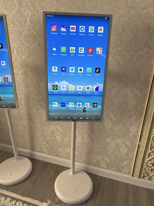 Мобильный смарт-экран 32’’