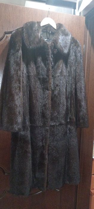 Продам норковую шубу