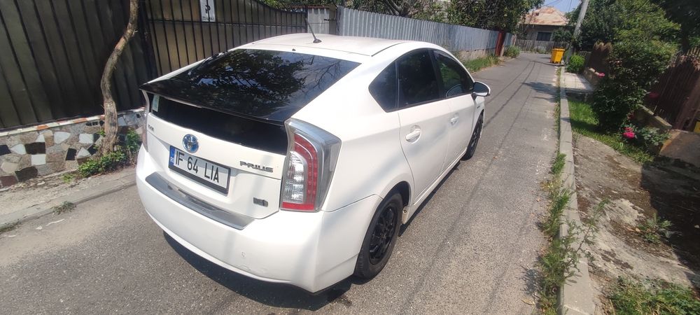 Toyota prius 30 2012