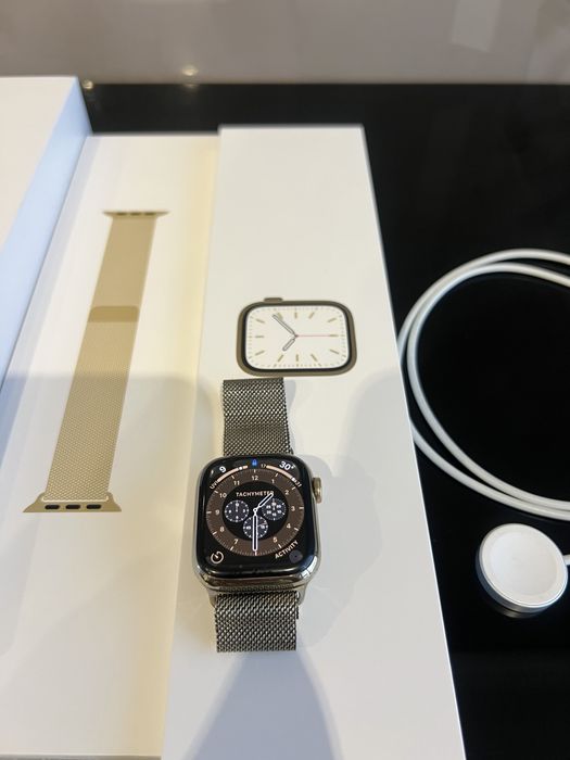 Apple Watch Series 7 – 41mm Stainless Steel Gold + Milanese Loop