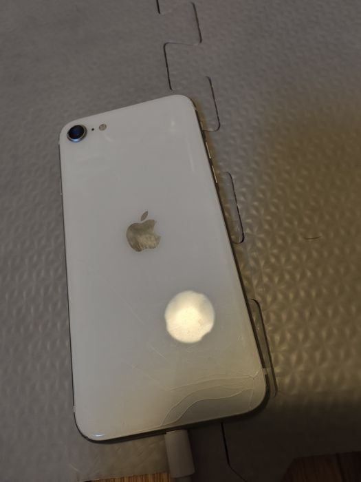iPhone SE 2020 64 ГБ