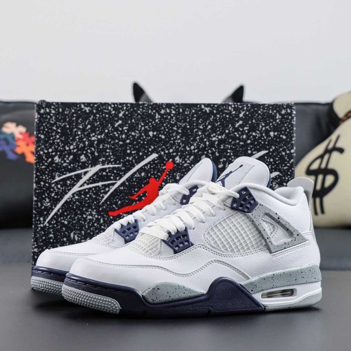 Обувки Air Jordan 4 !!ЧЕРЕН ПЕТЪК 11-17 Ноември!!