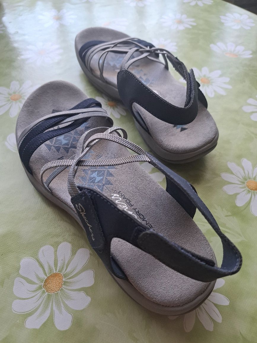 Сандали Skechers