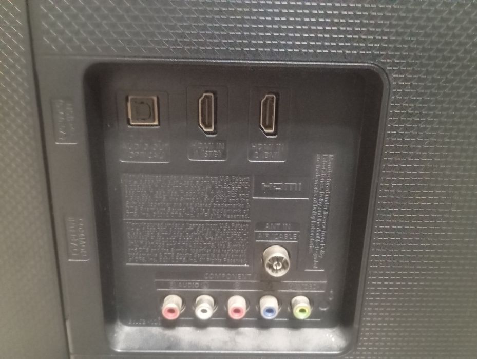 Продам телевизор Ютуб нету