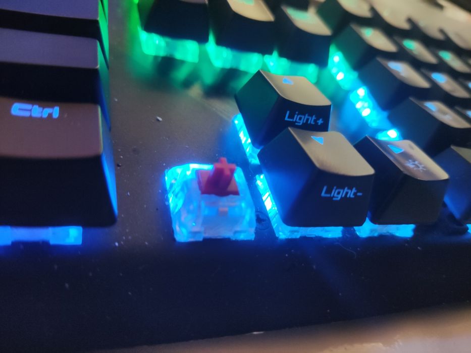 Продам клавиатуру ROG STRIX SCOPE NX