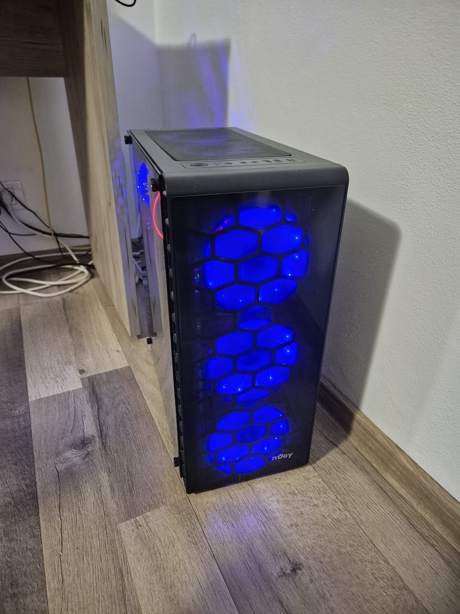 Desktop  Gaming GTX 1660 i5 9400f