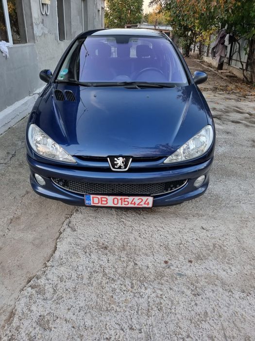 Vând Peugeot 206 an 2007