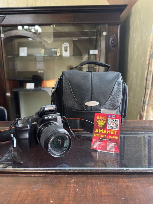 Sony A200 + obiectiv 18-70mm Amanet BKG