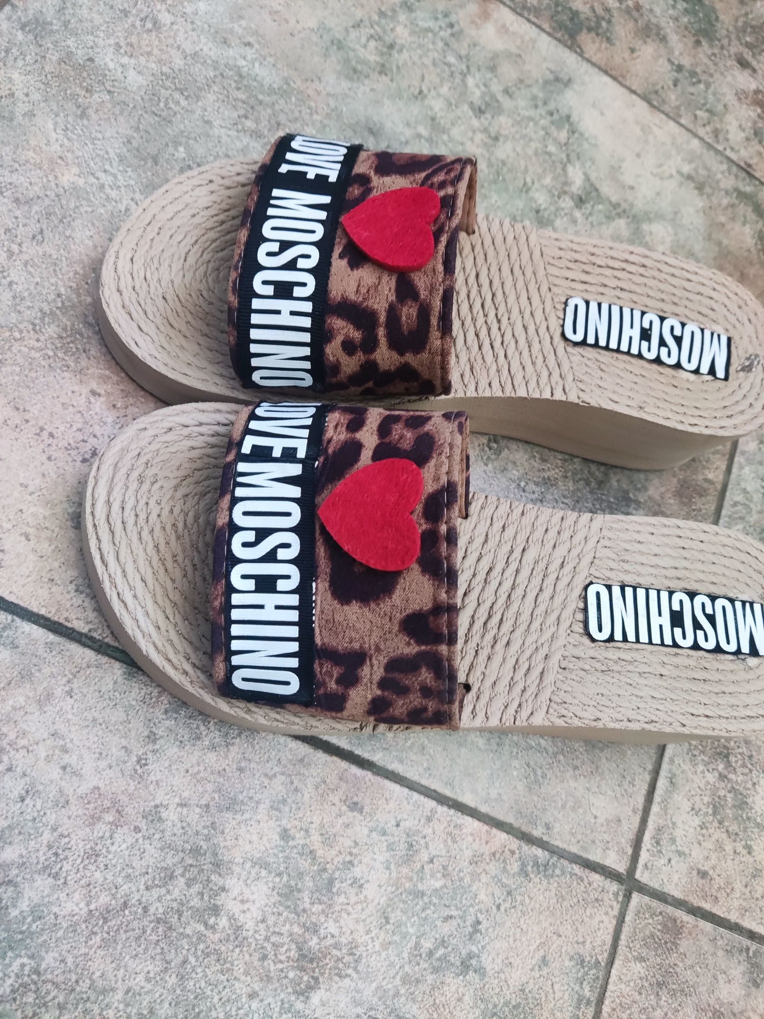 Moschino дамски чехли