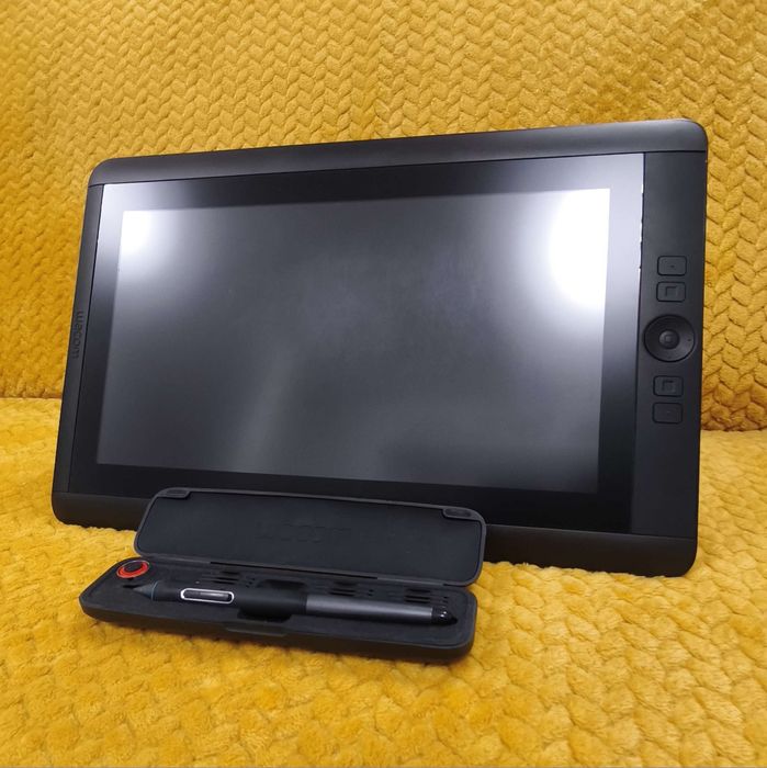 Tableta grafica Wacom Cintiq 13 HD