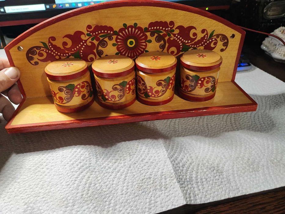 Lot vintage de 8 obiecte de decor diferite 8