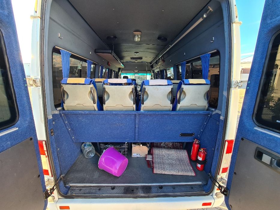 Microbuz Mercedes Sprinter 16+1 locuri
