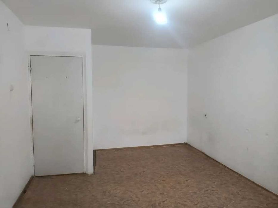 Продается 1 ком квартира район Кадыр Мырза Али