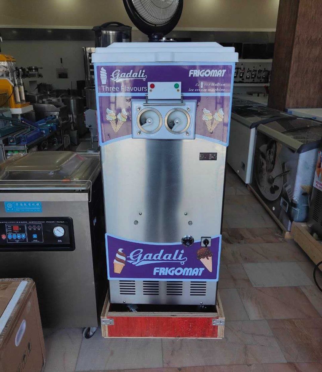 Морожоное апарат frizer frezir фризер Frigomat freezer fryzer пломбир