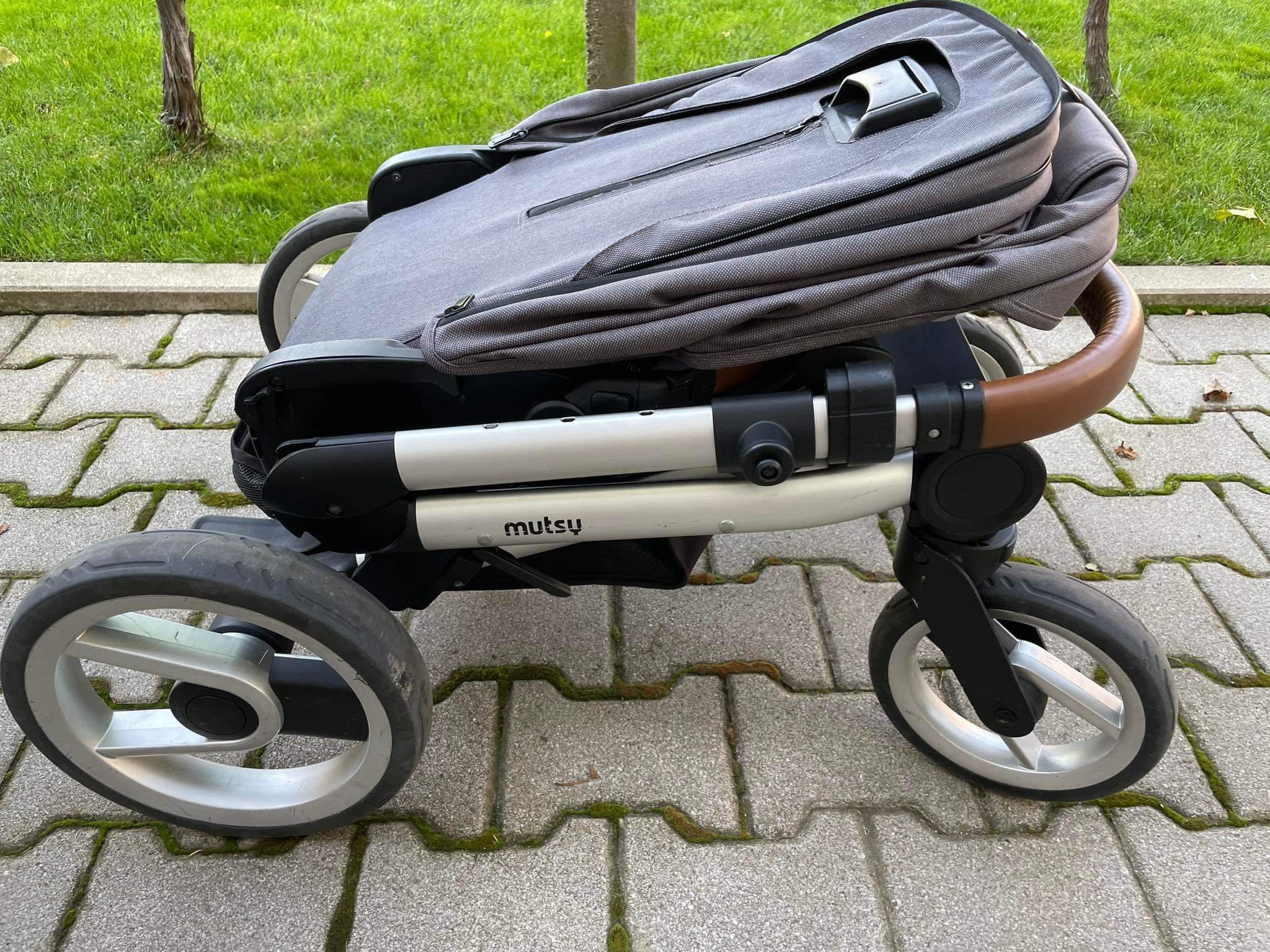 Детска количка Mutsy Nio 3в1