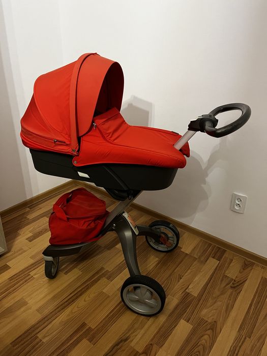 Carucior Stokke sport landou kit vara marsupiu scoica stare foarte bun