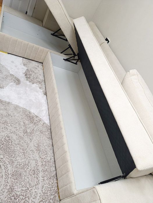 Диван сотилади янги 300 доллр янги олгандик жойимизга тугри кемади