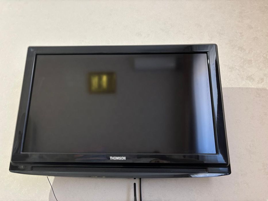 Продается телевизор Thomson с дистанционным пультом