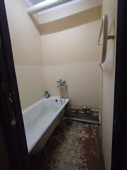 Чирчик ш. 9 м/н 2х/4/4 янги планировка 64 м²