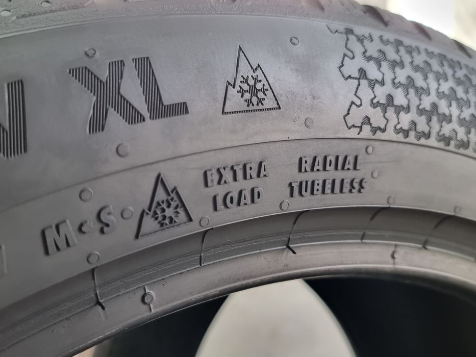 "Dot 23" 255/45/18 Continental 2Броя: 300лв 6.8мм