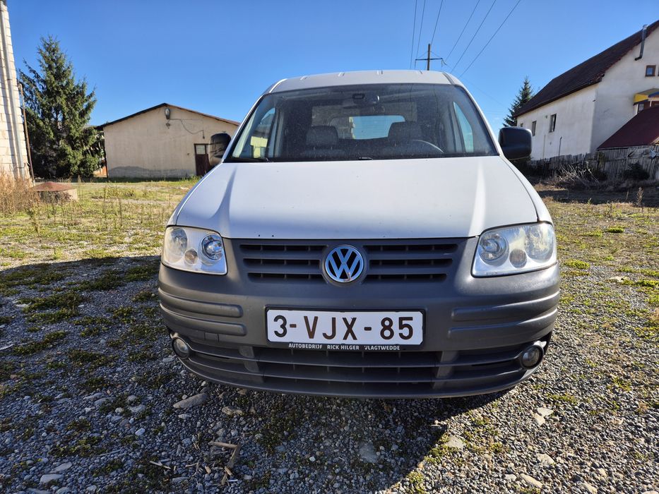 Vând Volkswagen Caddy Maxi