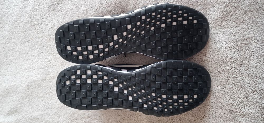 Nike Cruzr One marime 49.5 EUR