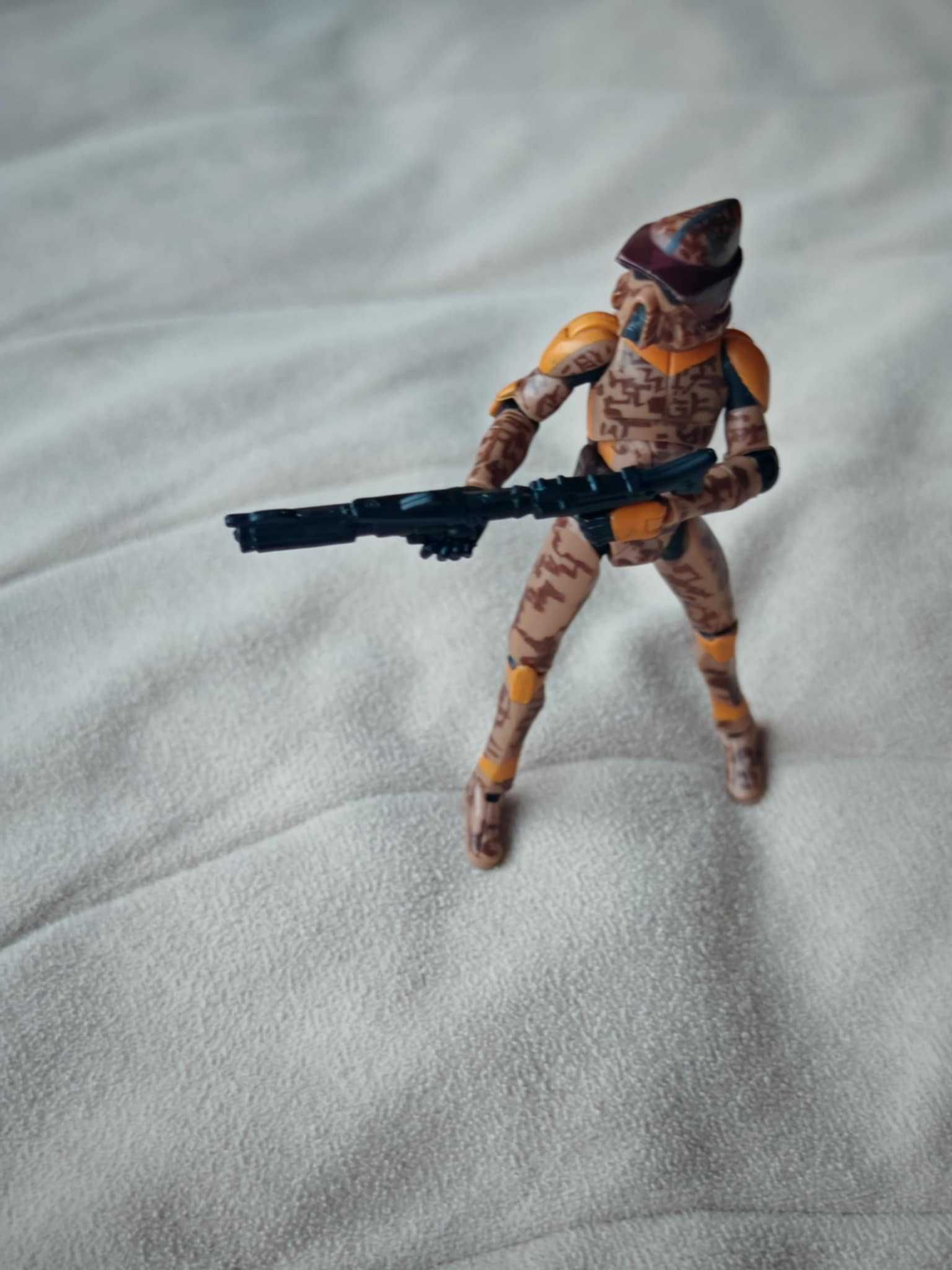 Star wars екшън фигурка Deluxe Figure with Vehicle - Clone Scout At-Rt