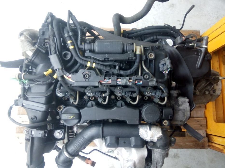 Motor 1.6 hdi 9HY injectoare pompa inalte turbo cutie viteze compresor AC alternator electromotor