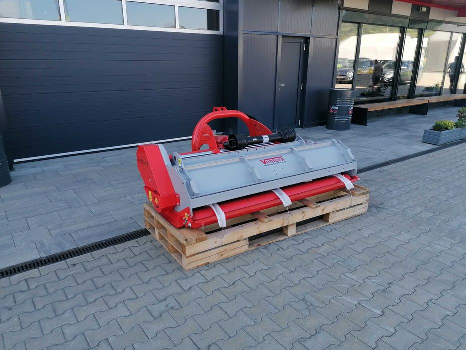 Tocator resturi vegetale VENTURA URAL 200