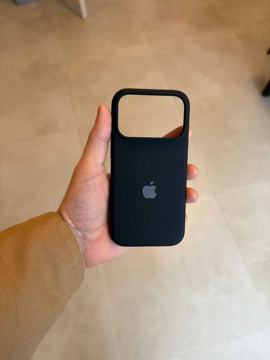 Huse si folii iPhone 14 15 16 17 | PRO | MAX - Silicon, int. catifea