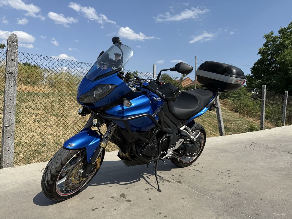 TriumphTiger 1050