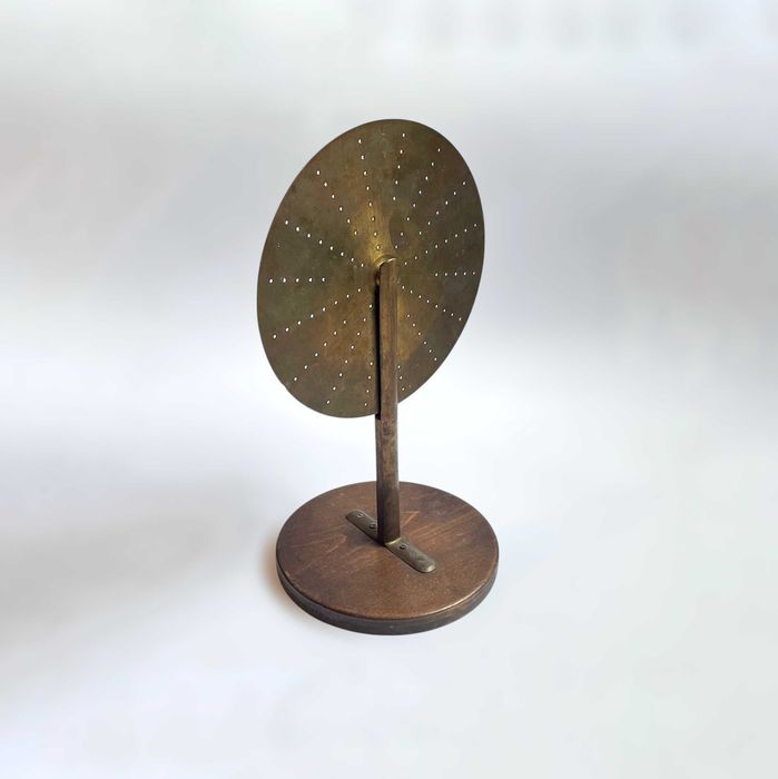 Винтидж ръчно изработен стробоскоп диск училищен прибор, 19ти–20ти век