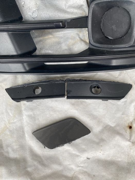 ОРИГИНАЛНА Решетка/Маска за AUDI Q7